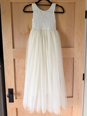 Ivory Lace Tulle Dress | Flower Girl or Special Occasion | Size 9–10